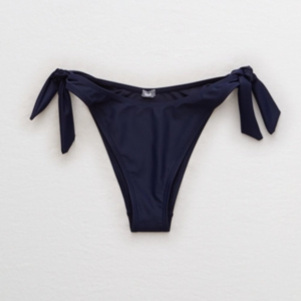 High cut cheeky bikini